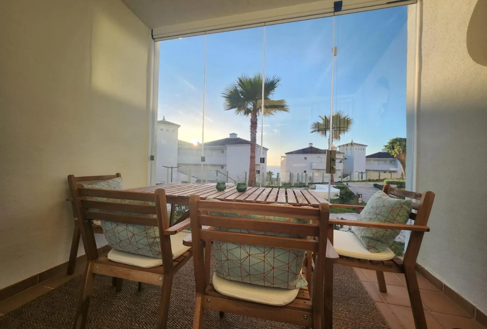 Charming 3 Bedrooms With A Sea View Manilva